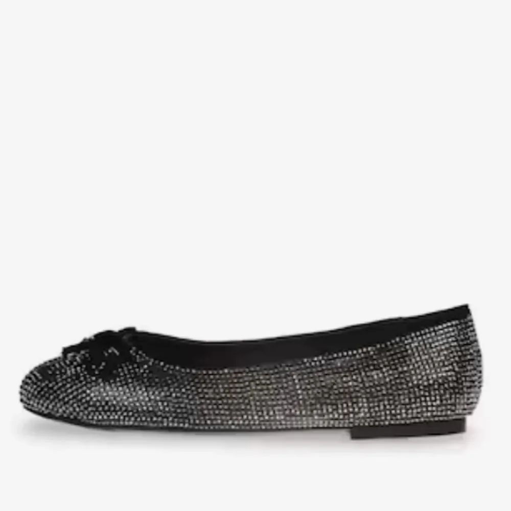 BRAND NEW VINCENT CAMUTO BALLET FLATS - KIDS